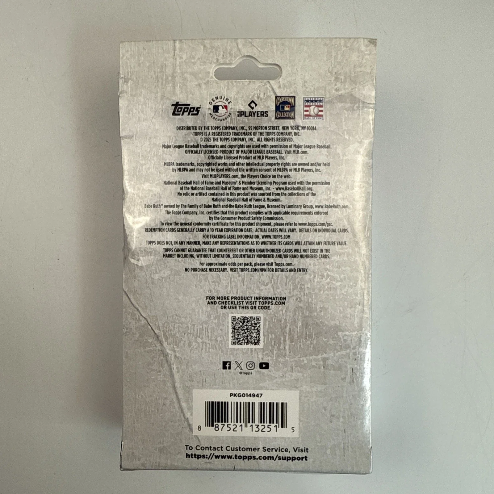 (1) One Pack - New Sealed 2025 TOPPS Series One RETAIL MLB Baseball Trading Hanger Box - 59 Cards - Image 2