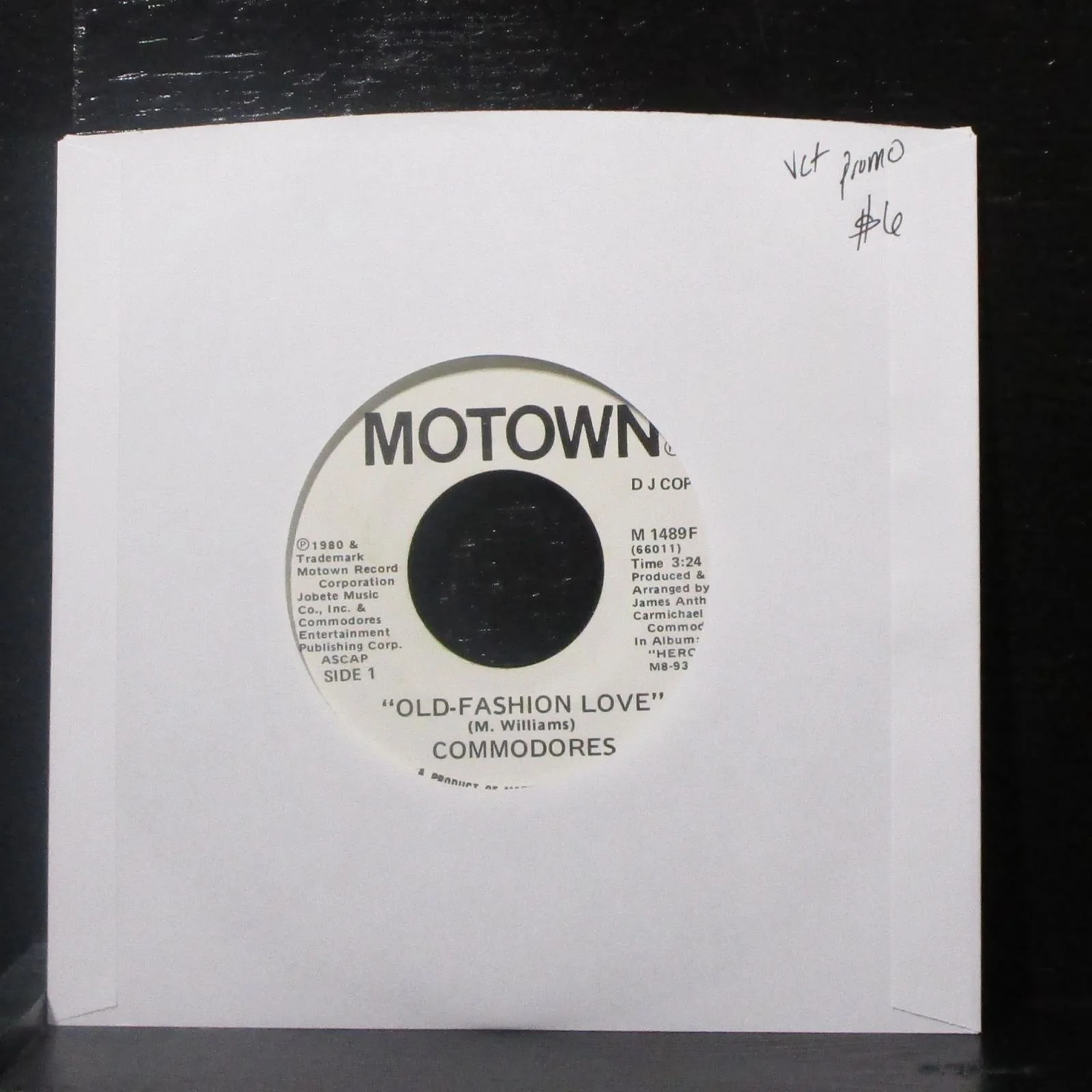 Commodores - Old Fashion Love 7" VG+ Promo Vinyl 45 Motown M 1489F USA 1980