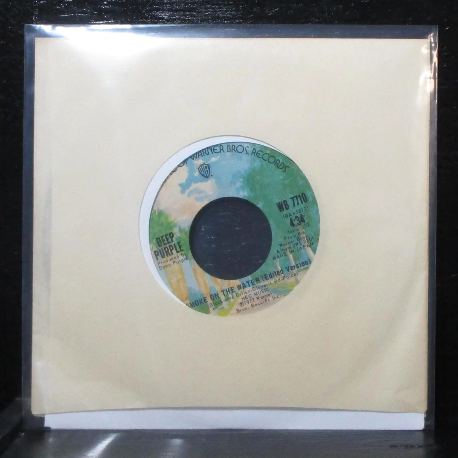 Deep Purple - Smoke On The Water (Edited Version) 7" VG+ Warner Bros. WB 7710 - Image 2
