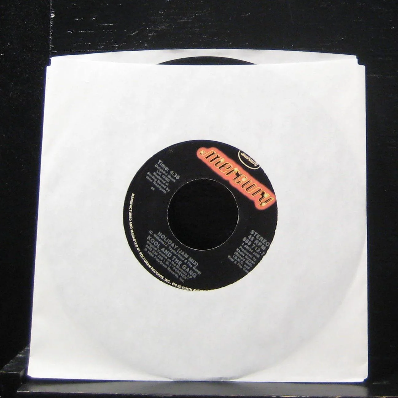 Kool And The Gang - Holiday / Jam Mix 7" Mint- 888 712-7 Vinyl 45 1986 - Image 2