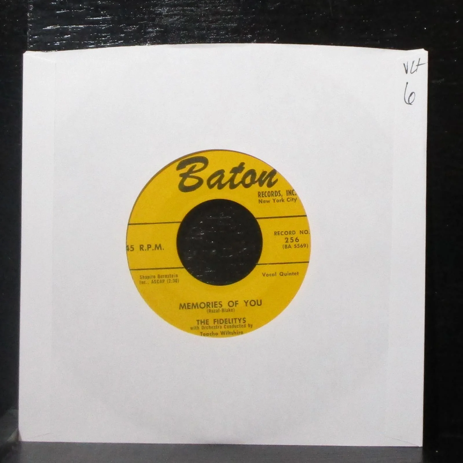 The Fidelitys - Memories Of You / Can't You Come Out 7" VG+ Vinyl 45 Baton 256