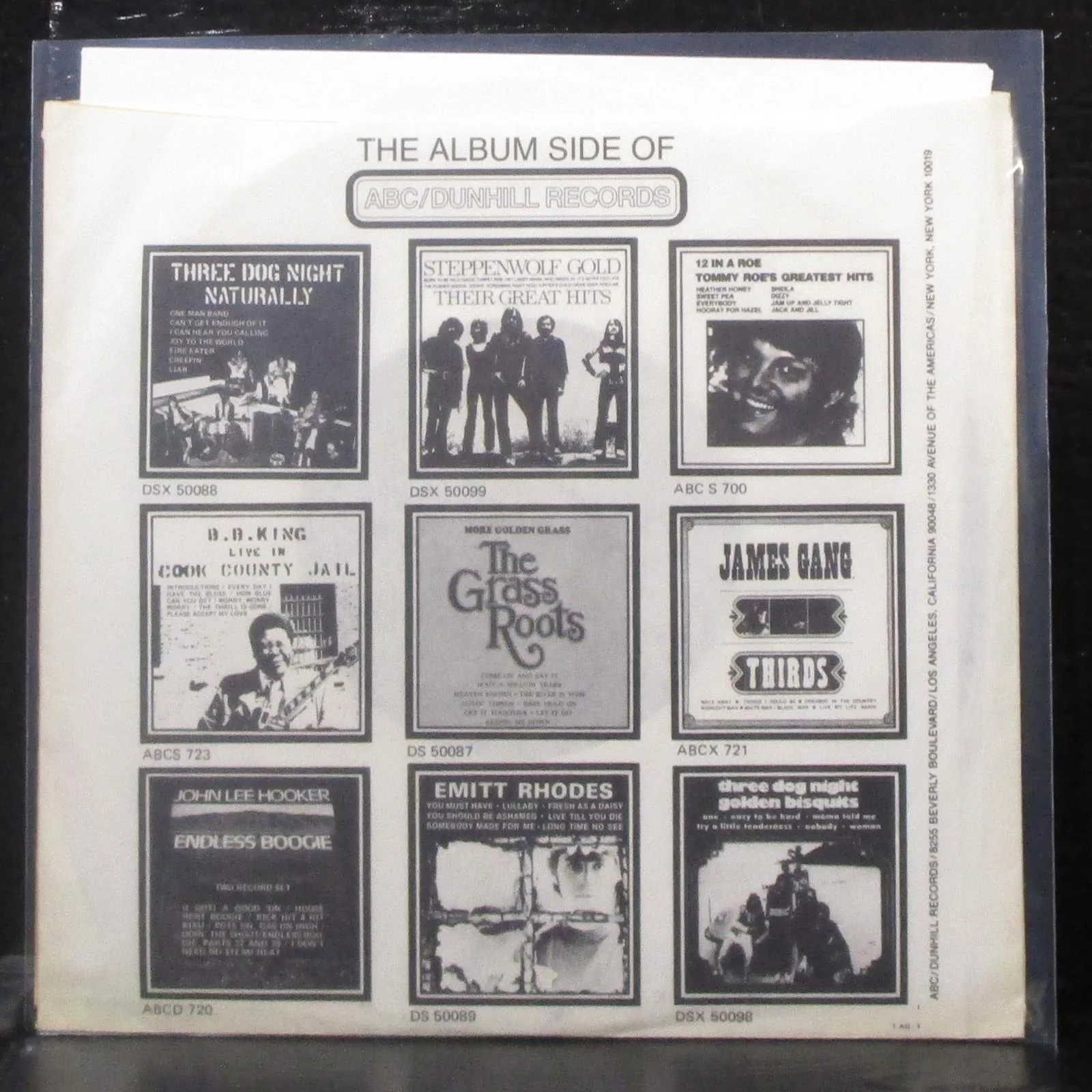 Three Dog Night - The Family Of Man / Going In Circles 7" VG+ Vinyl 45-D-4306 - Image 2